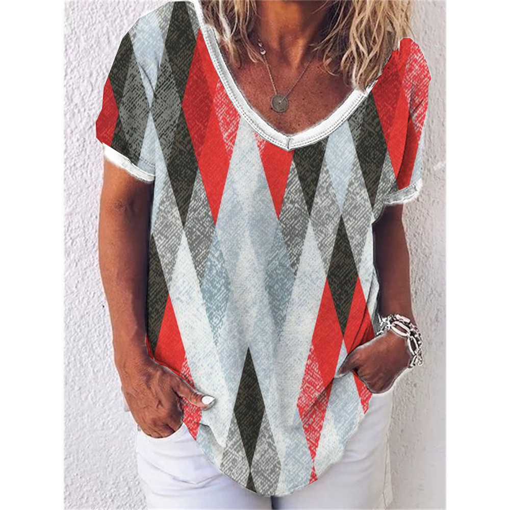 Contrast Colors Geometric Art V Neck T Shirt