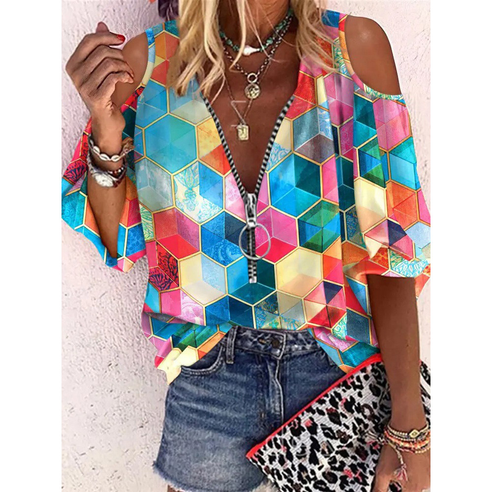 Geometric Print Off-The-Shoulder T-Shirt