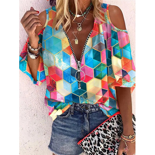 Geometric Print Off-The-Shoulder T-Shirt