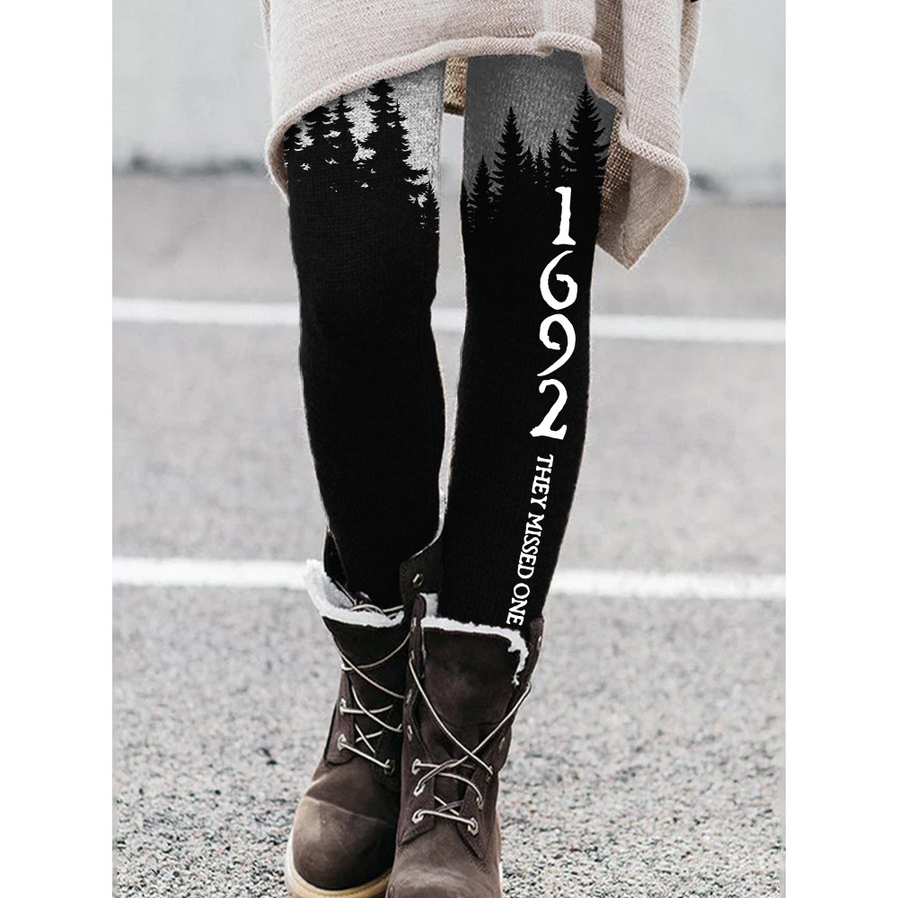 Salem 1692 They Missed One Dark Forest Comfy Leggings