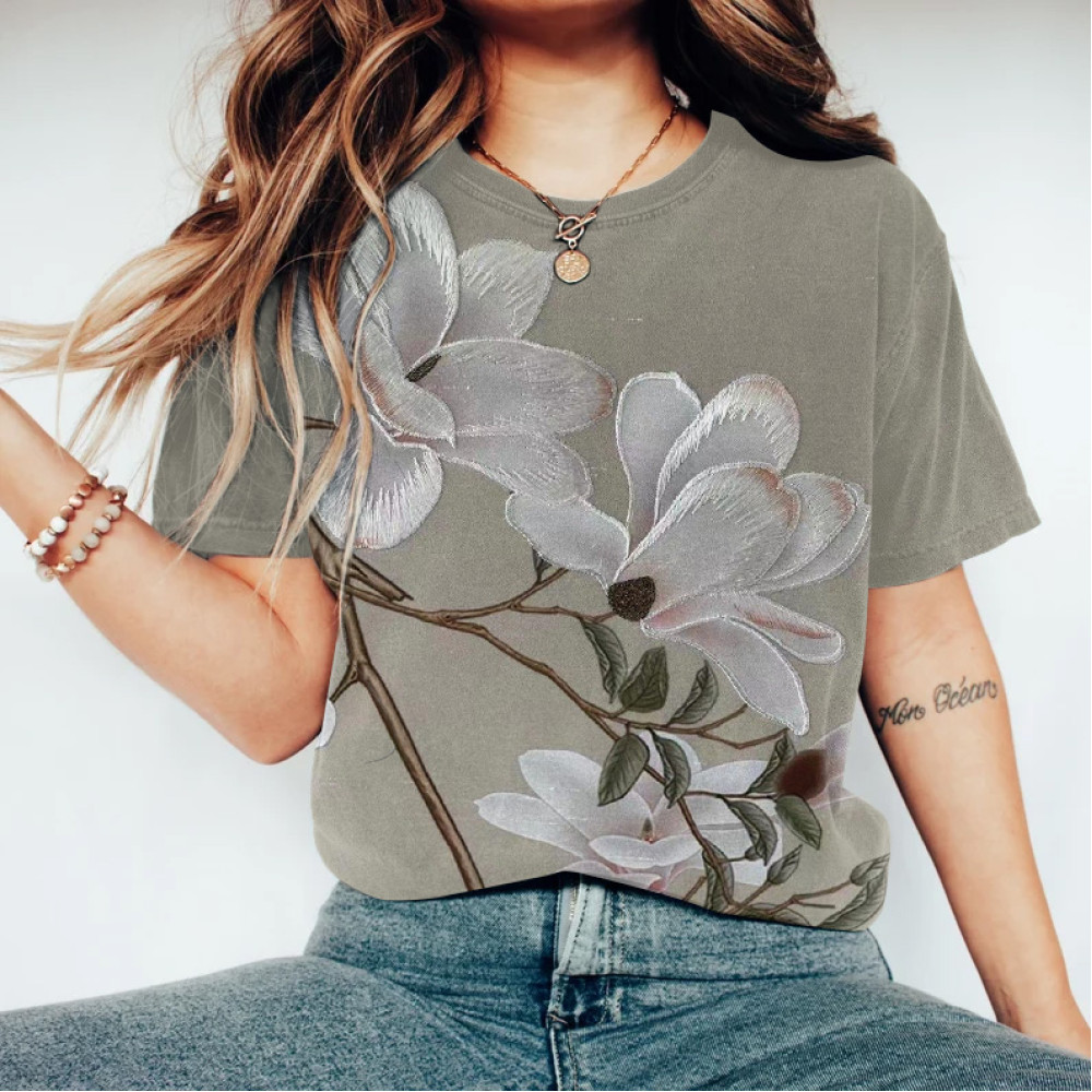 Blossom Embroidery Art Retro T-Shirt