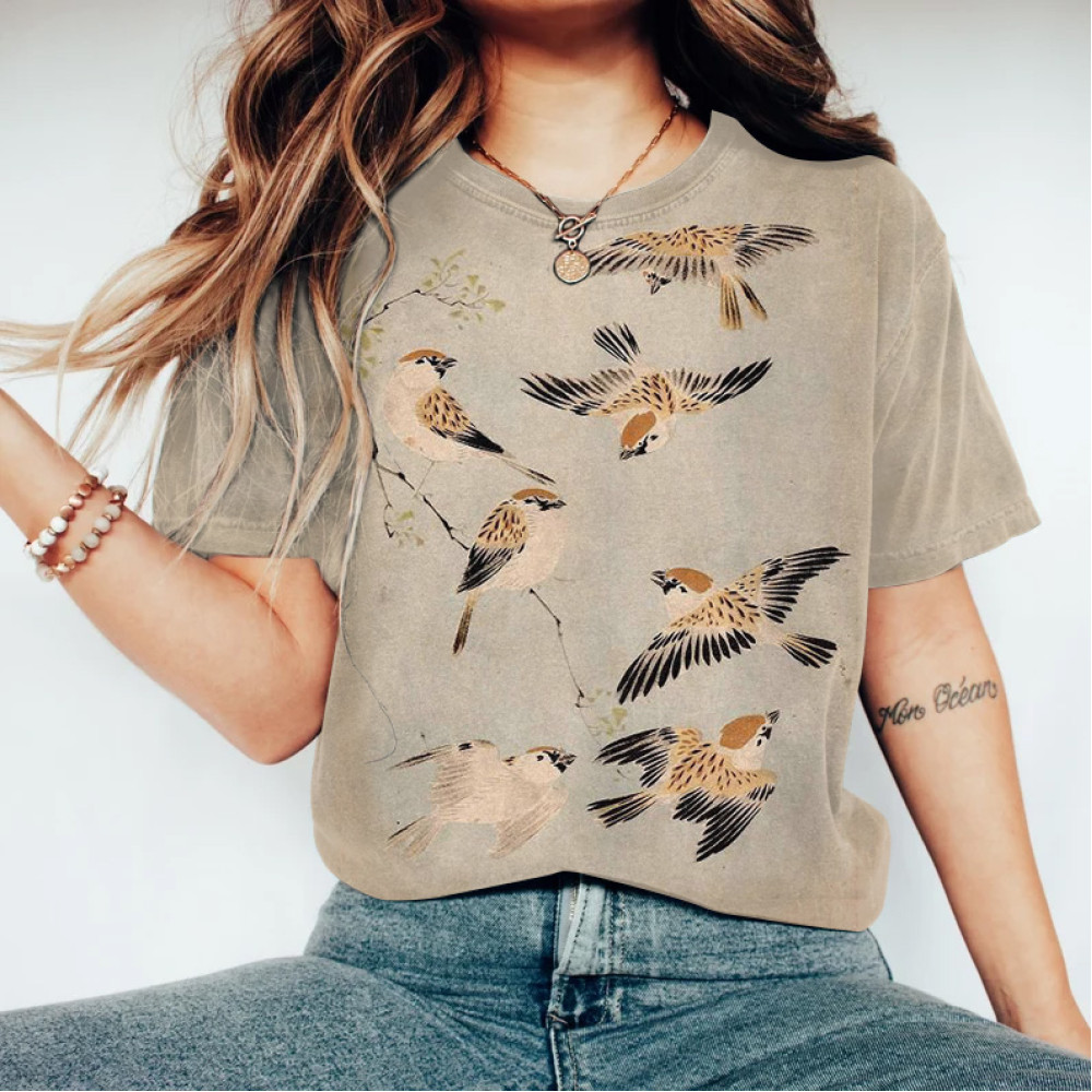 Vintage Sparrow Print Round Neck Short Sleeve T-Shirt