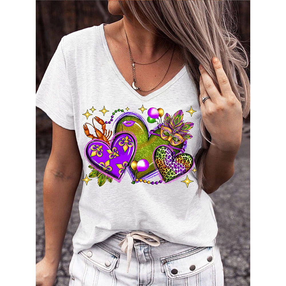 Mardi Gras Heart-Shape Graphic V Neck T-Shirt