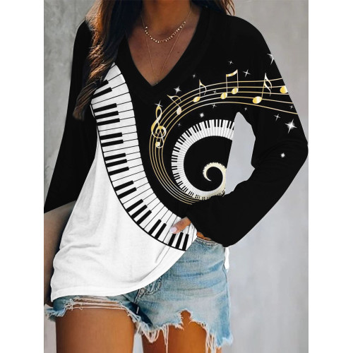 Black And White Cats V Neck T SHirt