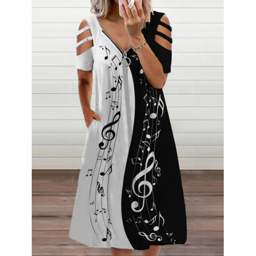 Music Notes Contrast Color Hollow Shoulder Maxi Dress